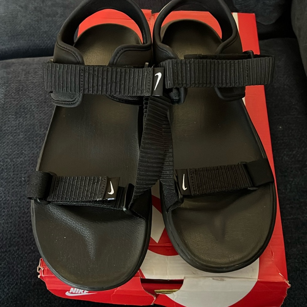 Nike Vista Men’s Sandal‎